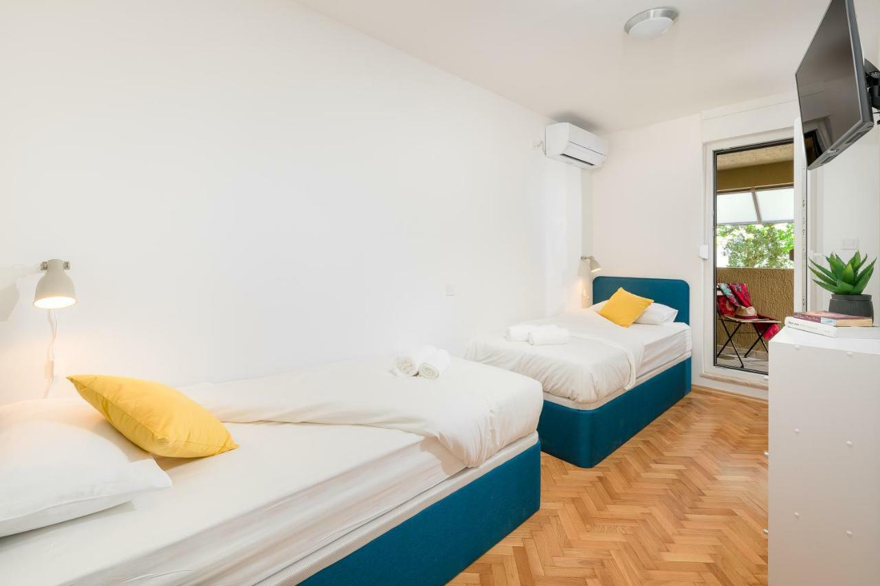 ספליט Apartments And Rooms Daisy מראה חיצוני תמונה
