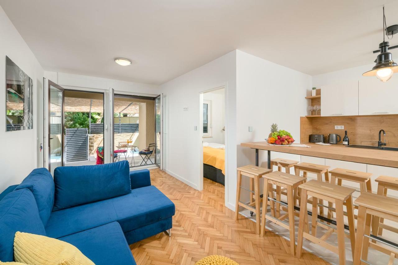 ספליט Apartments And Rooms Daisy מראה חיצוני תמונה